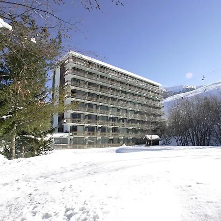 Pierre & Le Moriond