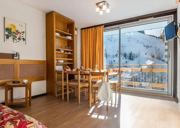 Appart hôtel Pierre & Le Moriond 3*